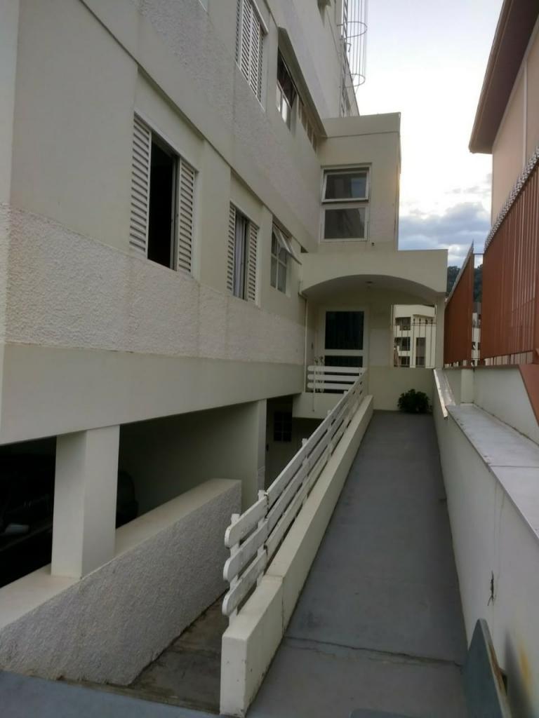 Apartamento Cobertura – Centro