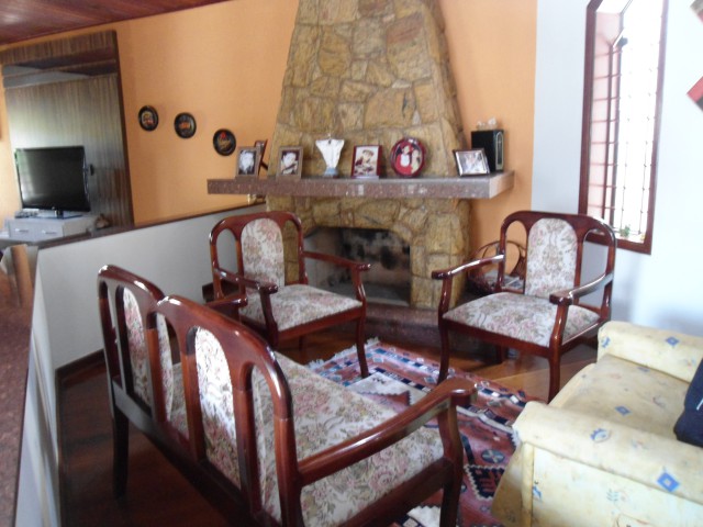 Casa 3 Dormitórios – Jardim Mirante