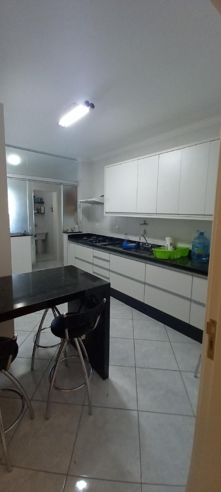 Apartamento 3 dormitórios – Centro – Águas de Lindoia-SP