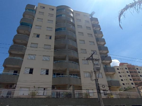 Apartamento 3 dormitórios – Centro – Águas de Lindoia-SP