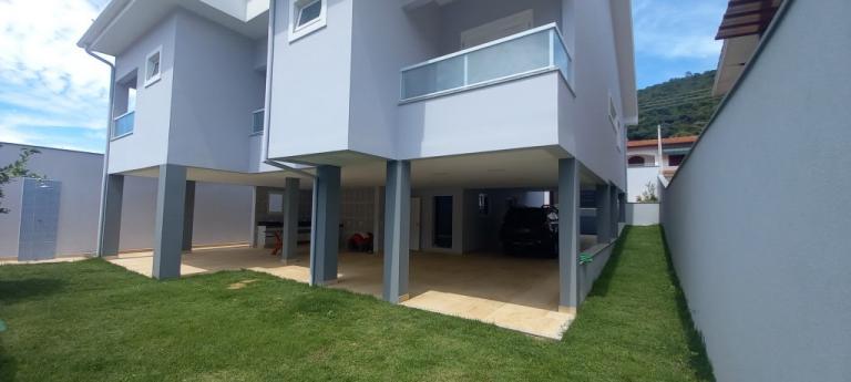 Casa 3 Dormitórios – Jardim Maciel- Águas de Lindóia