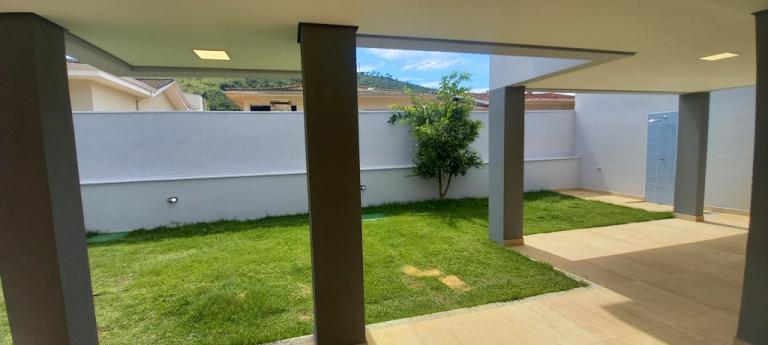 Casa 3 Dormitórios – Jardim Maciel- Águas de Lindóia